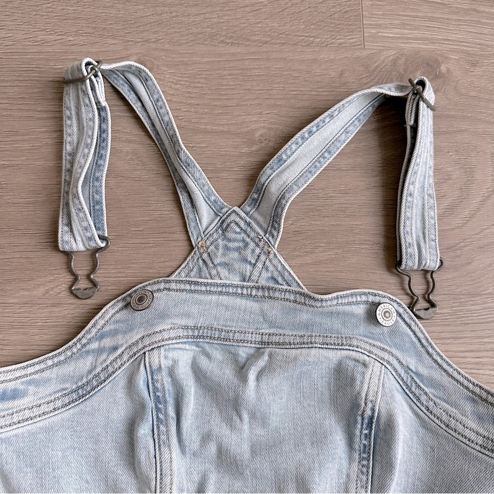 🆕 Light Wash Denim Fit & Flare Mini Dress with Adjustable Shoulder Straps - Picture 3 of 14